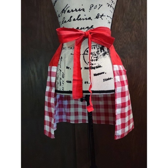 VINTAGE Half Apron Gingham Red & White Checkered Check Gingham Tie Pockets FLAW - Picture 6 of 6